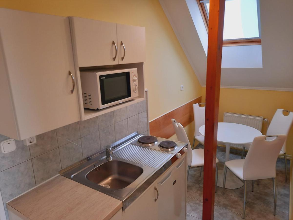Apartmanhaz King Hévíz Exterior foto