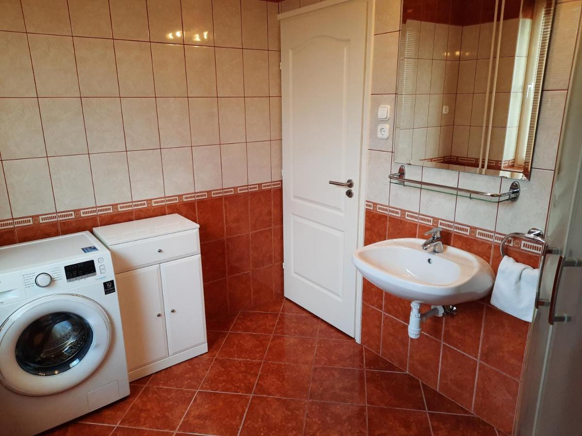 Apartmanhaz King Hévíz Exterior foto