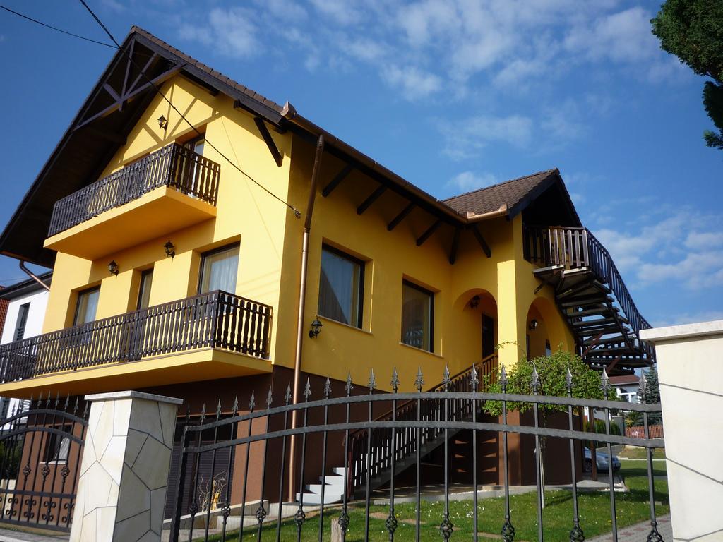 Apartmanhaz King Hévíz Exterior foto