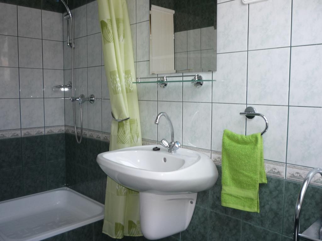 Apartmanhaz King Hévíz Exterior foto